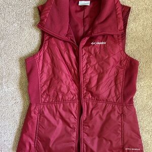Columbia Crimson Quilted Vest